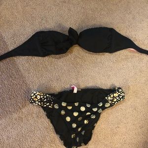 Worn once black Victoria Secret black swimsuit